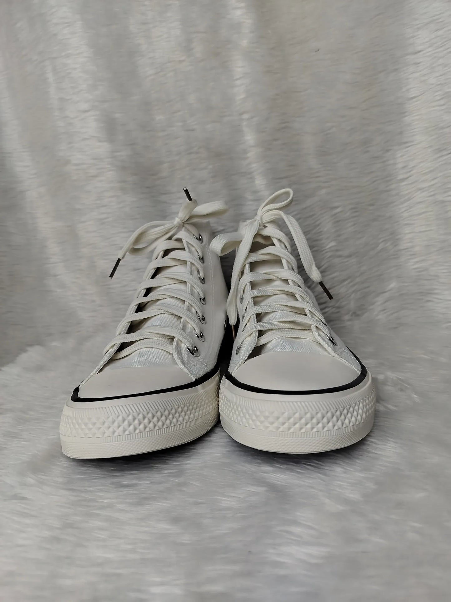 High Neck Canvas Sneaker