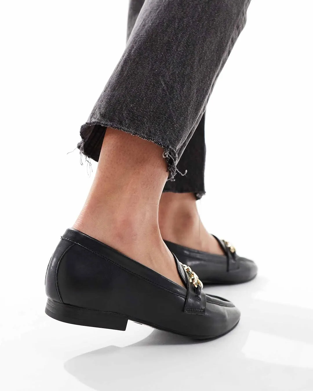 Timeless Zara Women’s Classic Shoe