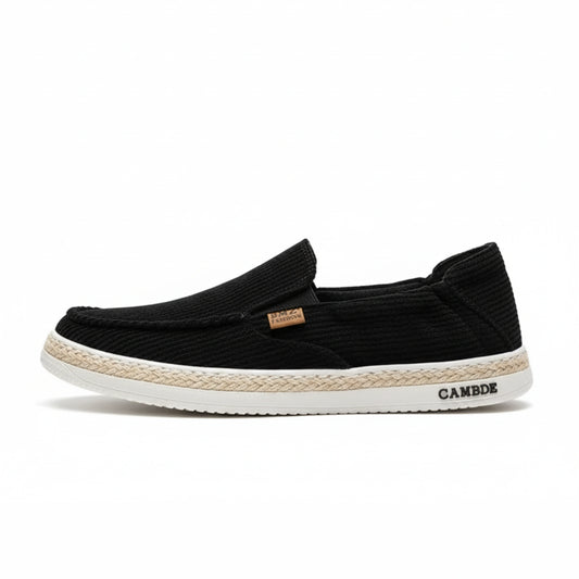 Urban Grove – Relaxed Fit Corduroy Sneakers
