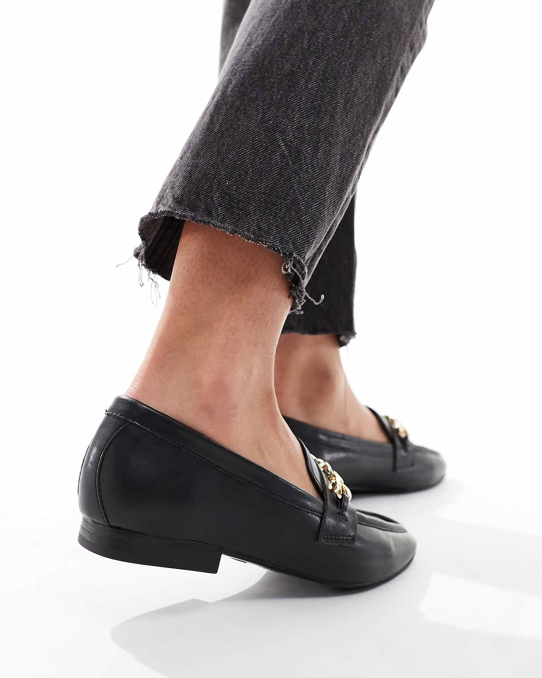 Timeless Zara Women’s Classic Shoe